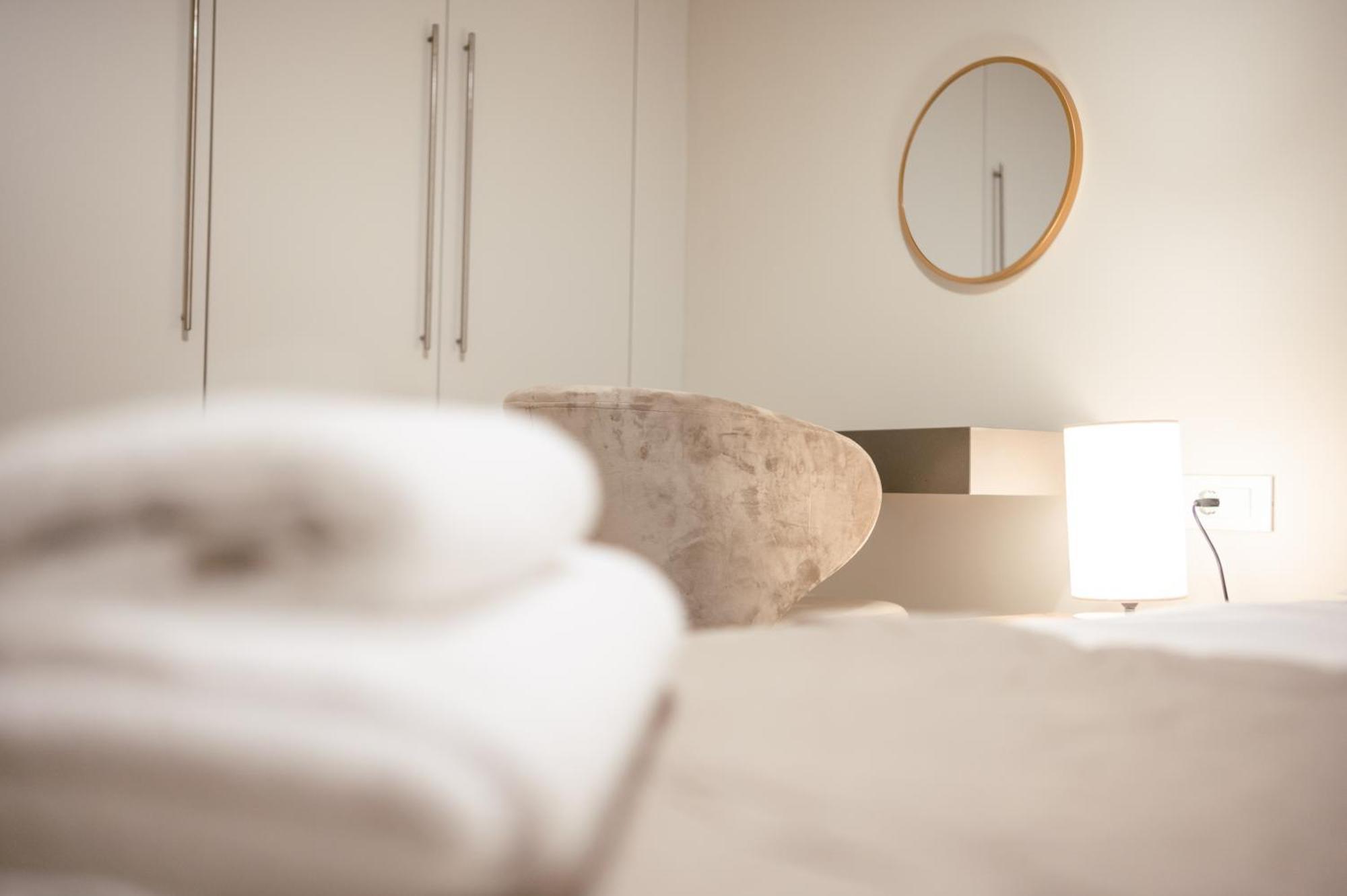 Brand New Elegant Suite Platanion Luaran gambar